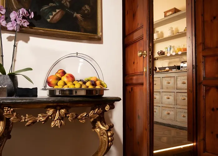 Palazzo Martellini Residenza D'epoca 4*