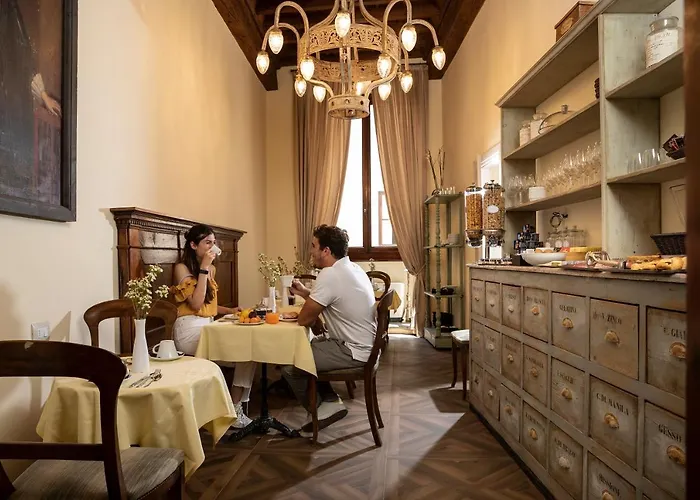 Hotel apartamentowy Palazzo Martellini Residenza D'epoca 4*