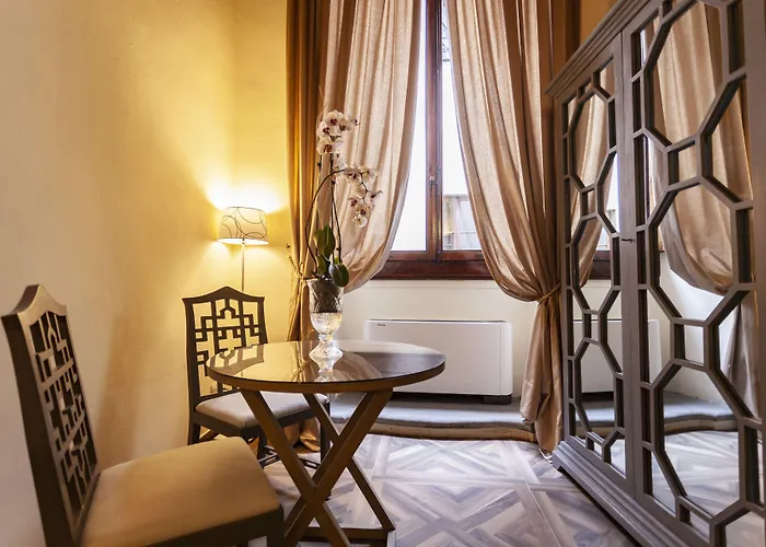 Palazzo Martellini Residenza D'epoca 4*